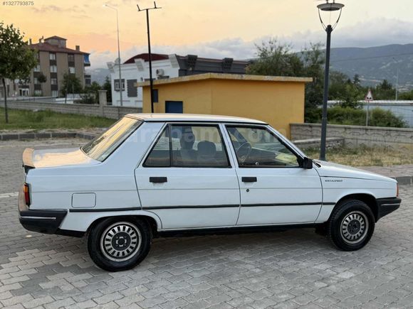 ? BU PARAYA BAŞKA YOK 1992 SAZ GİBİ BIRODWAY ?