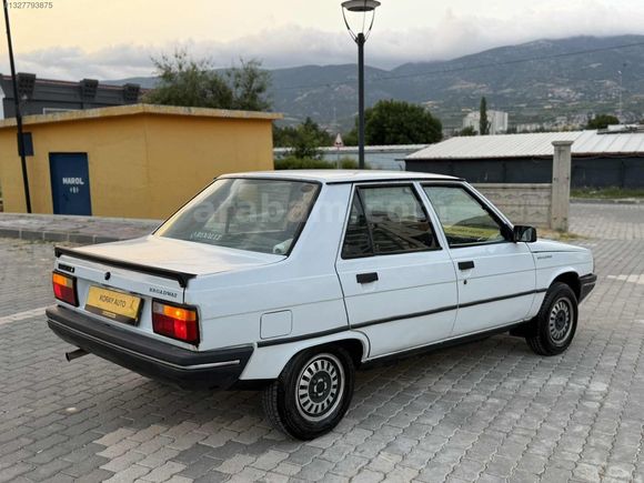 ? BU PARAYA BAŞKA YOK 1992 SAZ GİBİ BIRODWAY ?