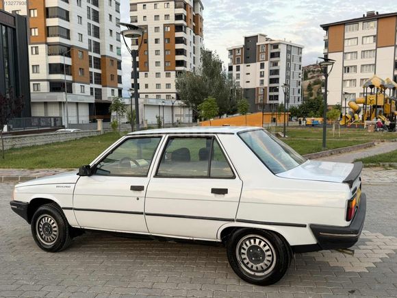 ? BU PARAYA BAŞKA YOK 1992 SAZ GİBİ BIRODWAY ?