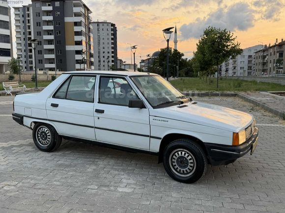 ? BU PARAYA BAŞKA YOK 1992 SAZ GİBİ BIRODWAY ?
