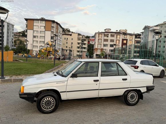? BU PARAYA BAŞKA YOK 1992 SAZ GİBİ BIRODWAY ?