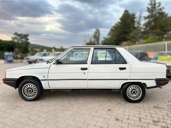1993 TEK PARÇA DEĞİŞENLİ ÇOĞU YERİ ORJ BOYA K.K. 12 TAKSİT