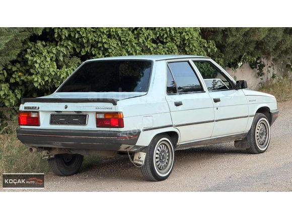 1992 MODEL DEĞİŞEN YOK 4 parça boyalı..