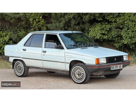 1992 MODEL DEĞİŞEN YOK 4 parça boyalı..
