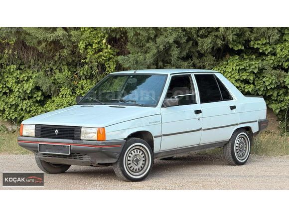 1992 MODEL DEĞİŞEN YOK 4 parça boyalı..