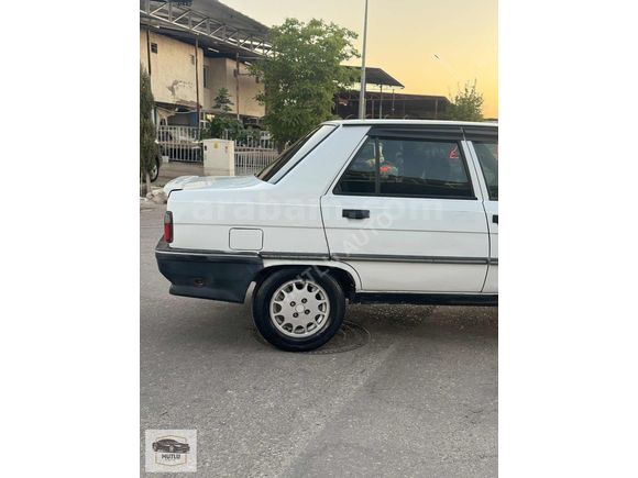 96 MDL HATASIZ DEĞİŞENSİZ BROADWAY MUTLU AUTO'DA