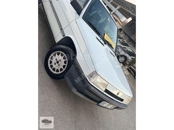 96 MDL HATASIZ DEĞİŞENSİZ BROADWAY MUTLU AUTO'DA