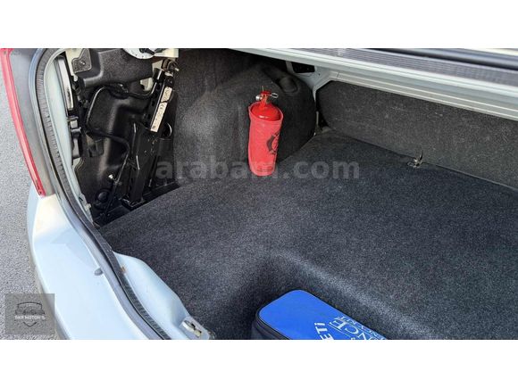 SKR MOTORS'DAN HATASIZ NOKTA BOYASIZ İLK PLAKA EXPRESSİON CLIO