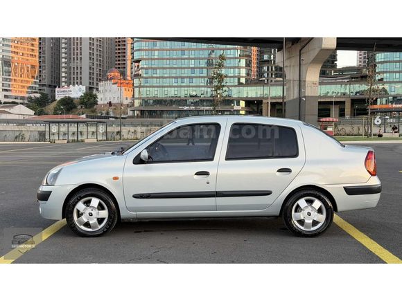 SKR MOTORS'DAN HATASIZ NOKTA BOYASIZ İLK PLAKA EXPRESSİON CLIO