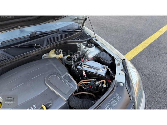 SKR MOTORS'DAN HATASIZ NOKTA BOYASIZ İLK PLAKA EXPRESSİON CLIO