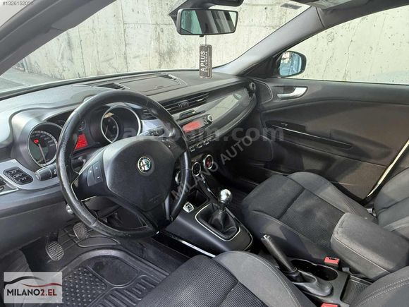MİLANO 2.ELDEN ALFA ROMEO GİULİETTA DİSTİNCTİVE /HATASIZ