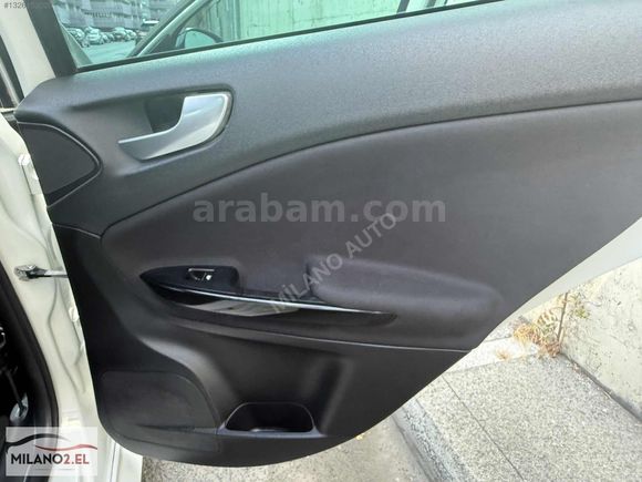 MİLANO 2.ELDEN ALFA ROMEO GİULİETTA DİSTİNCTİVE /HATASIZ