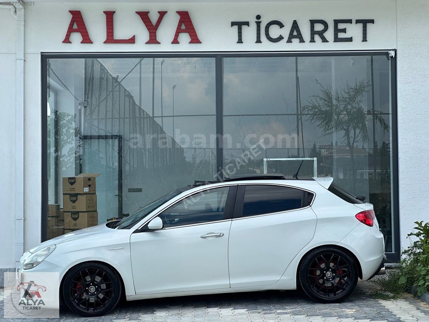 Galeriden Alfa Romeo Giulietta 1.4 TB MultiAir Distinctive 2012 Model İstanbul 172.000 km Beyaz 5