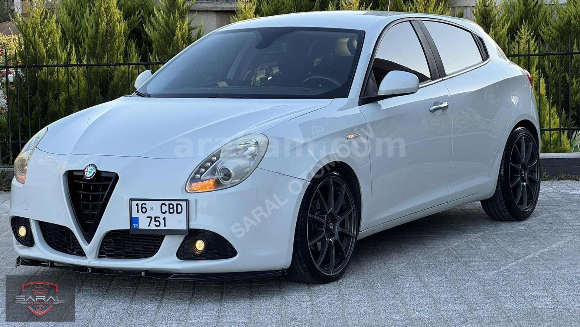 Galeriden Alfa Romeo Giulietta 1.6 JTD Distinctive 2013 Model Bursa 209.000 km Beyaz 2