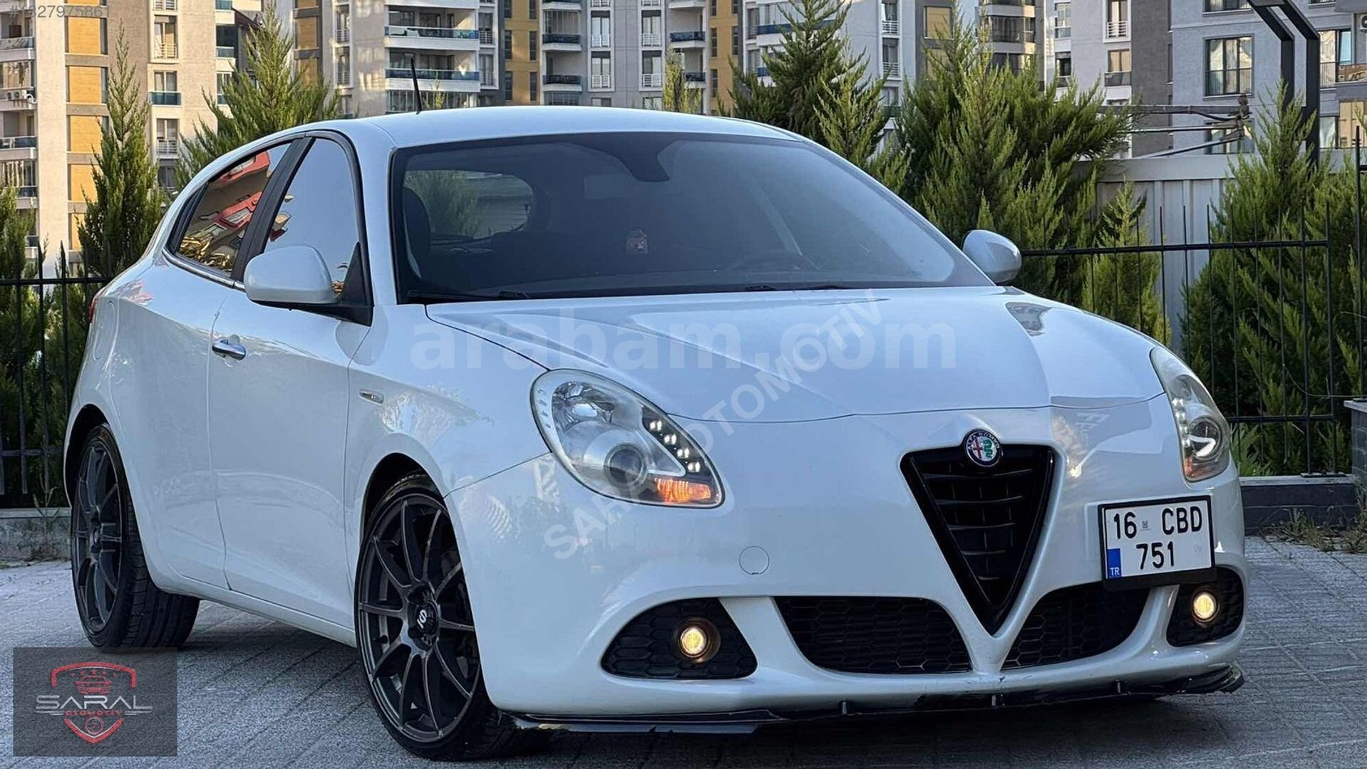 Galeriden Alfa Romeo Giulietta 1.6 JTD Distinctive 2013 Model Bursa 209.000 km Beyaz 3