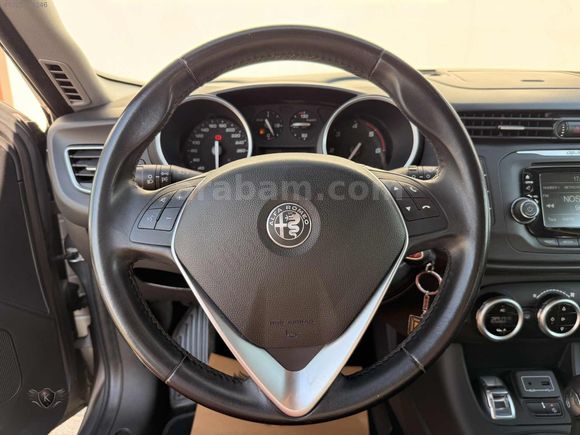 KARAMANLI GARAGE ALFA ROMEO GİULETTA 1.6 JTD PROGRESSİON