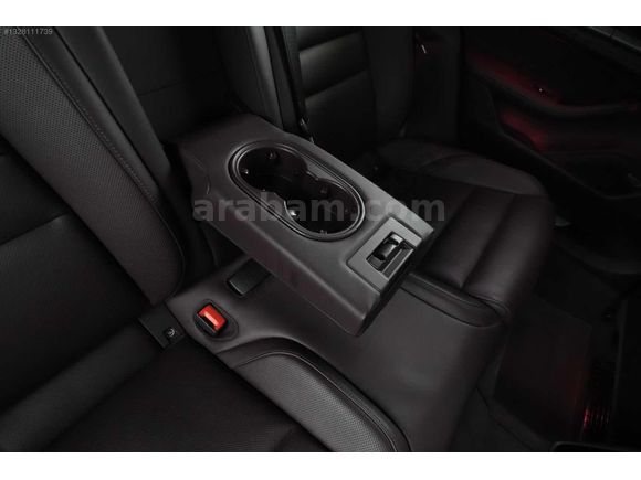 DB OTOMOTİVDEN PORSCHE TAYCAN 4 320 KV