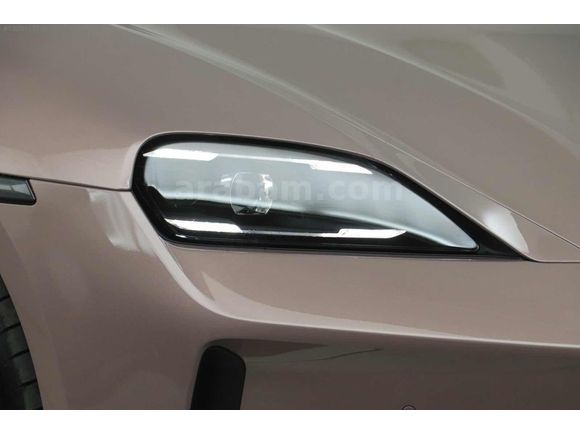 DB OTOMOTİVDEN PORSCHE TAYCAN 4 320 KV