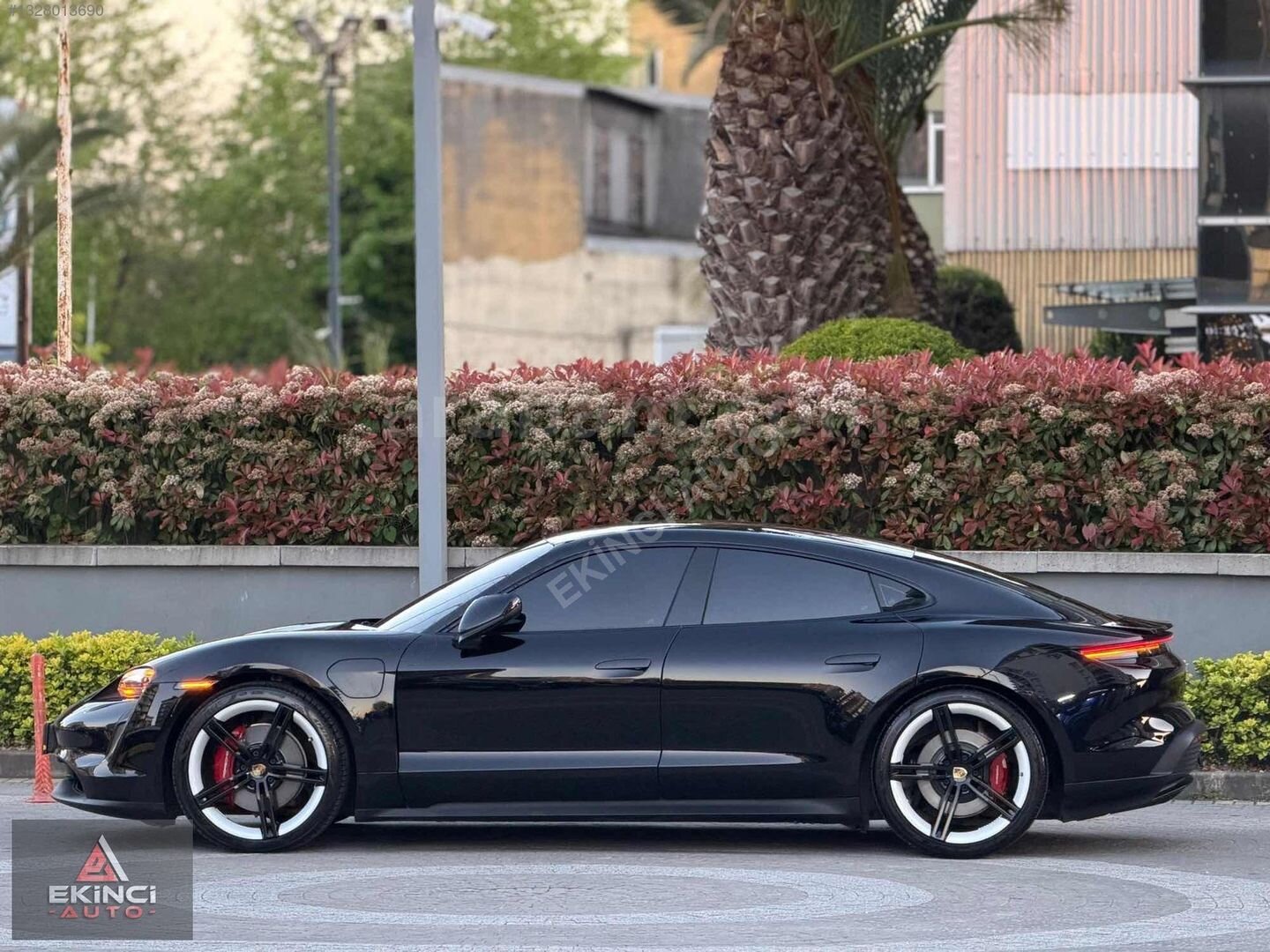 Galeriden Porsche Taycan Elektrik 2021 Model İstanbul 79.000 km Siyah 5