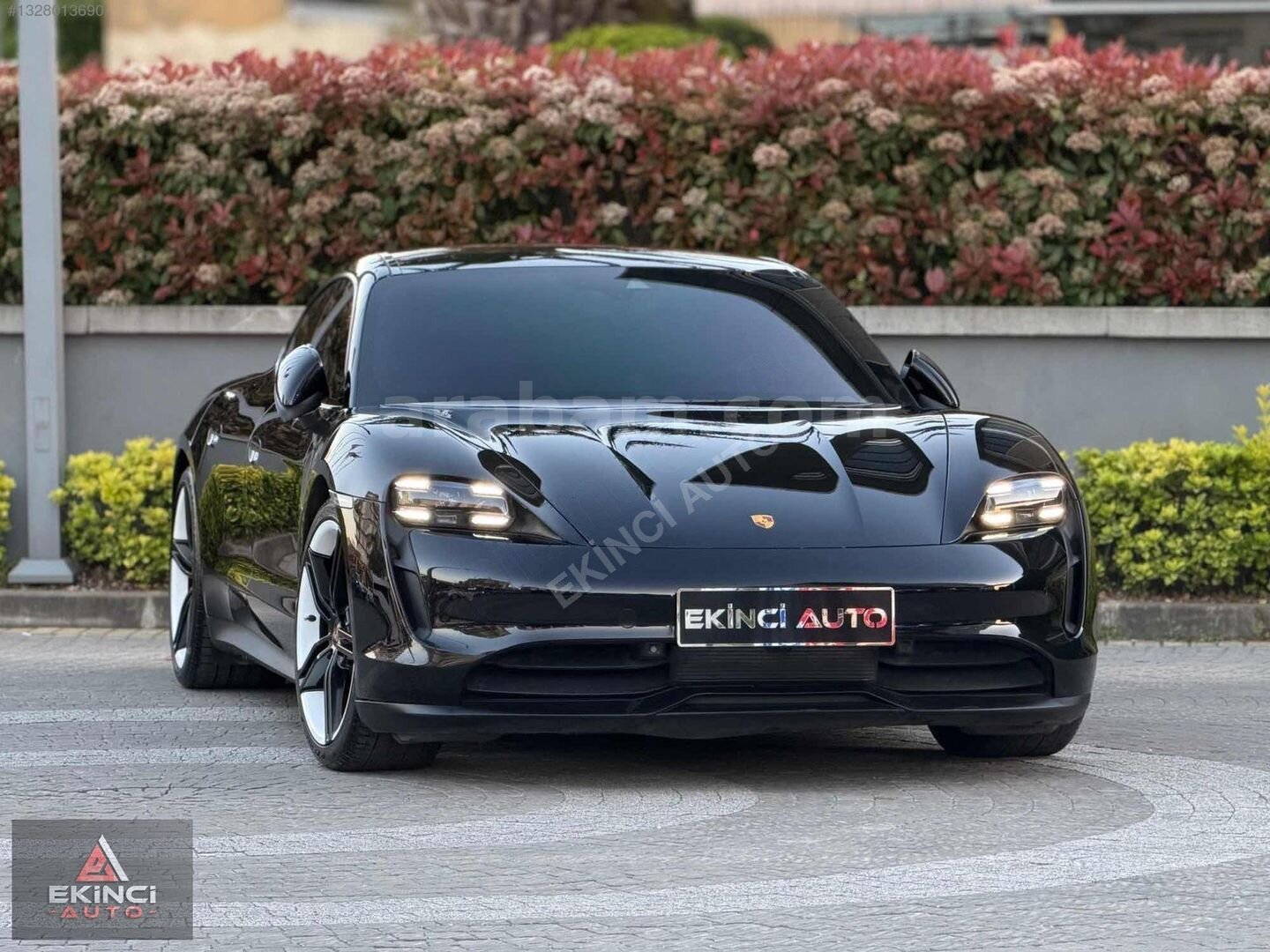Galeriden Porsche Taycan Elektrik 2021 Model İstanbul 79.000 km Siyah 2