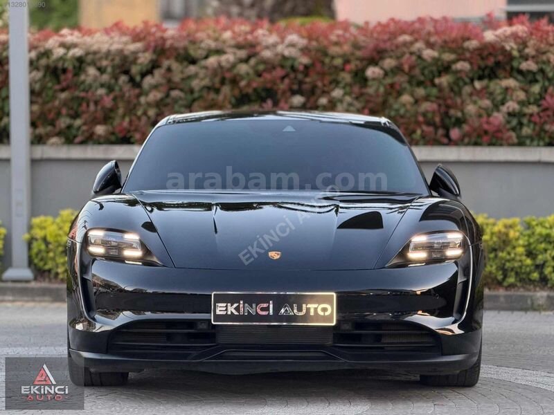 Galeriden Porsche Taycan Elektrik 2021 Model İstanbul 79.000 km Siyah