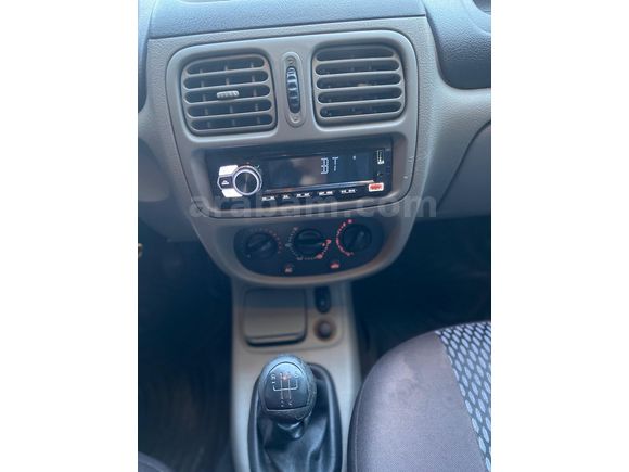 Sahibinden Renault Clio 1.4 Authentique 2005 Model