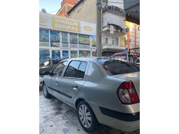 Sahibinden Renault Clio 1.4 Authentique 2005 Model