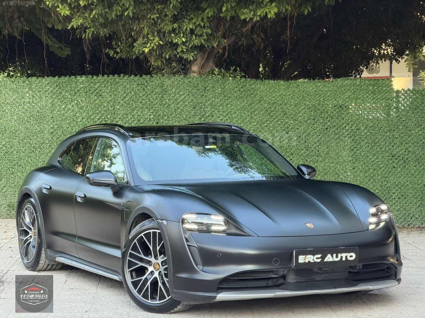 Galeriden Porsche Taycan Elektrik 4 Cross Turismo 2023 Model Mersin 35.000 km Siyah 4