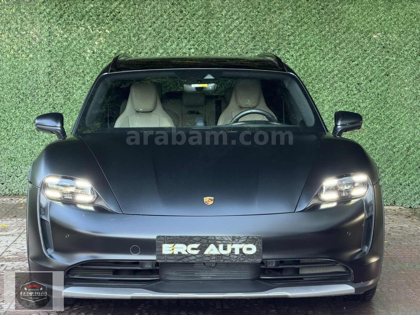 Galeriden Porsche Taycan Elektrik 4 Cross Turismo 2023 Model Mersin 35.000 km Siyah 2