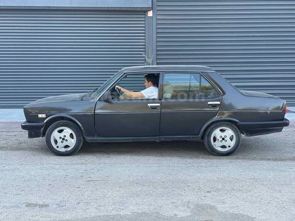 EY AUTO'DAN TOFAŞ DOĞAN MUAYENELİ MOTOR YÜRÜYEN SORUNSUZ