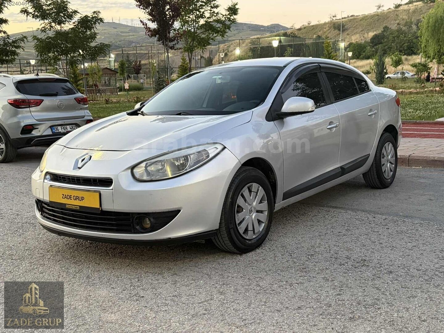 Galeriden Renault Fluence 1.5 dCi Business 2012 Model Ankara 317.000 km Gri 2