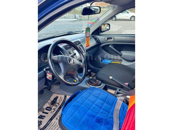 Honda Civic 1.6i VTEC ES 2001 Model