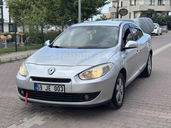 2010 MODEL FLUENCE TERTEMİZ AİLE ARACI HASAR KAYITSIZ