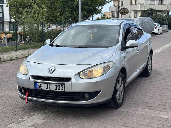 2010 MODEL FLUENCE TERTEMİZ AİLE ARACI HASAR KAYITSIZ
