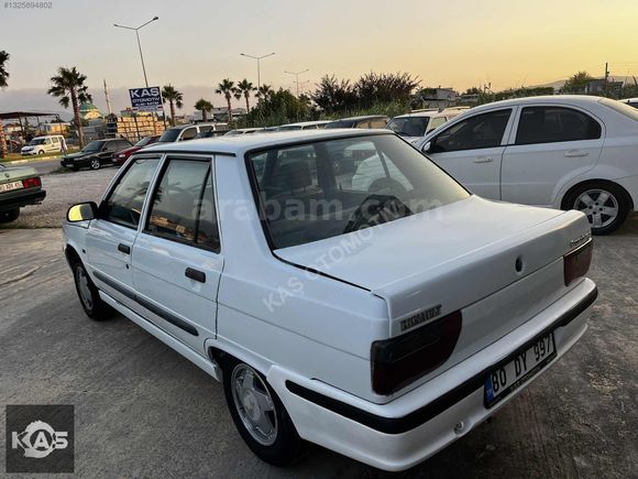 Renault 9 BROADWAY 1997 model