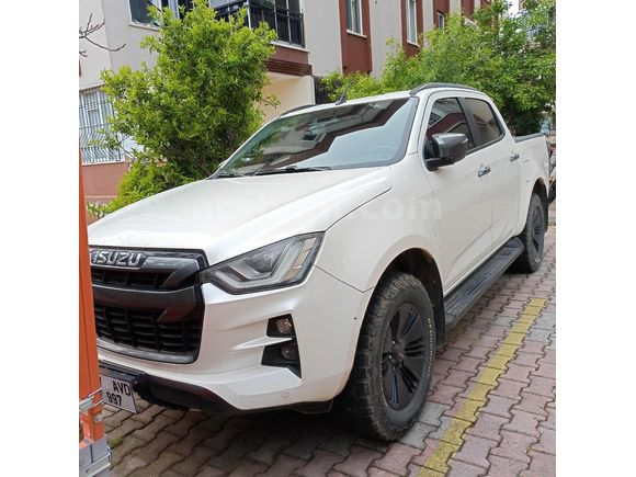 Sahibinden Isuzu D-Max 1.9 D 4x4 V-Cross 2021 Model