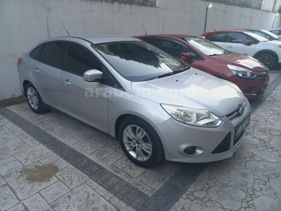 Sahibinden Ford Focus 1.6 Ti-VCT Trend X 2013 Model
