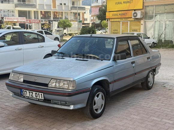 1995 MODEL RENAULT 1.6 FAİRWAY BENZİNLİ TÜPLÜ TEMİZ AİLE ARACI