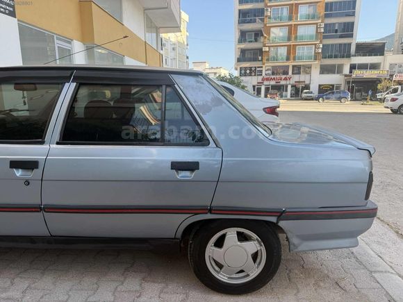 1995 MODEL RENAULT 1.6 FAİRWAY BENZİNLİ TÜPLÜ TEMİZ AİLE ARACI