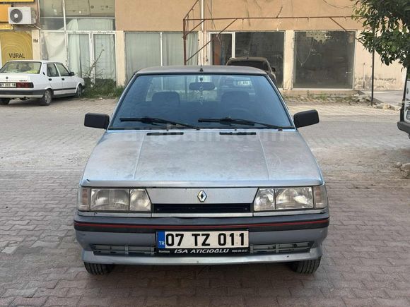 1995 MODEL RENAULT 1.6 FAİRWAY BENZİNLİ TÜPLÜ TEMİZ AİLE ARACI