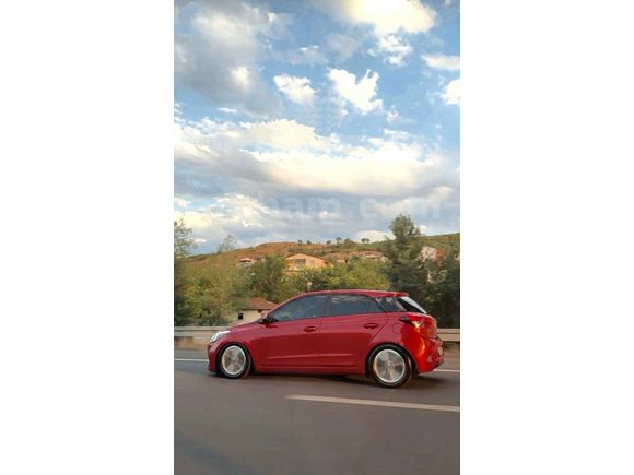 Sahibinden Hyundai i20 1.4 CRDi Elite Smart 2017 Model Bursa