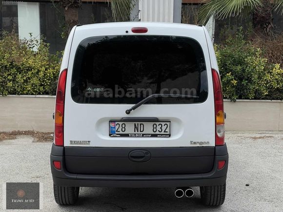 YILDIZ'DAN 2004 RENAULT KANGOO 1.5 dCi HATASIZ İLK PLAKA