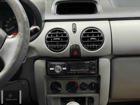 YILDIZ'DAN 2004 RENAULT KANGOO 1.5 dCi HATASIZ İLK PLAKA