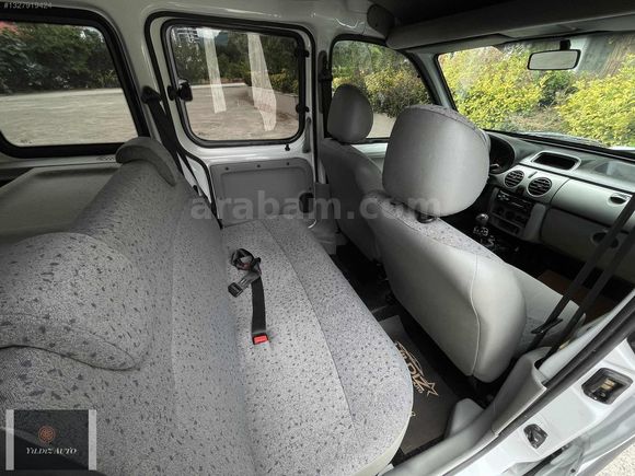 YILDIZ'DAN 2004 RENAULT KANGOO 1.5 dCi HATASIZ İLK PLAKA