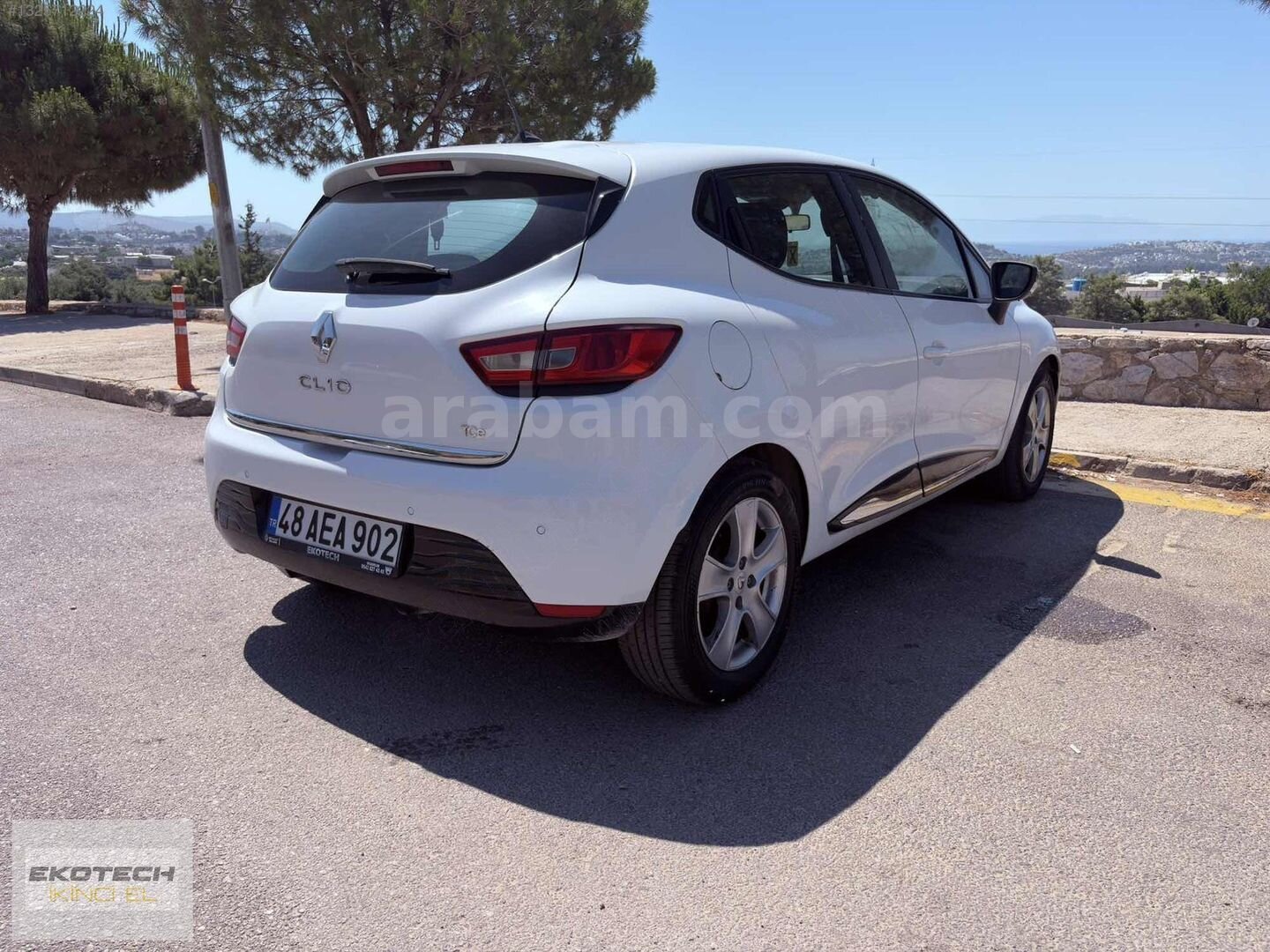 Galeriden Renault Clio 0.9 TCe Touch 2012 Model Muğla 216.000 km Beyaz 5