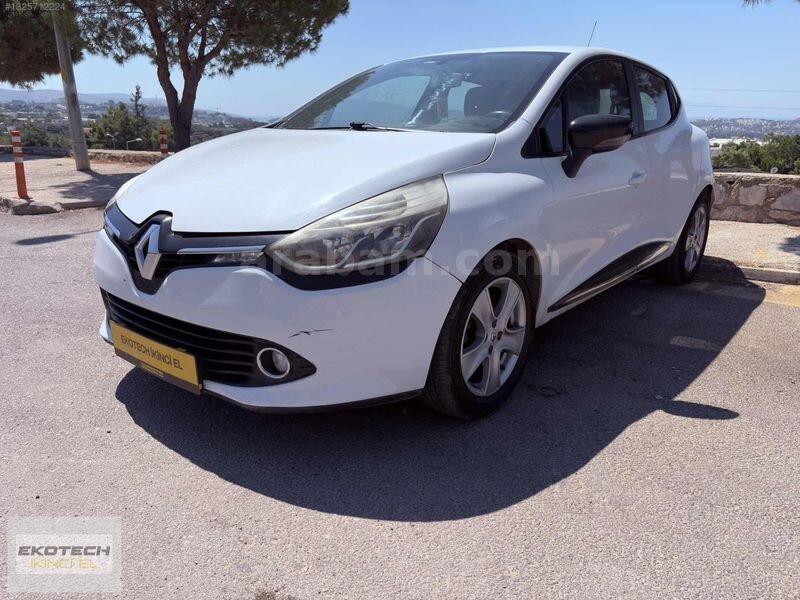 Galeriden Renault Clio 0.9 TCe Touch 2012 Model Muğla 216.000 km Beyaz