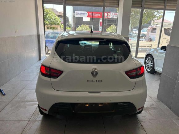 BAKIMLARI YAPILMIŞ SIFIR KOKUSU ÜZERNDE SADECE 47 BİNDE CLIO 4