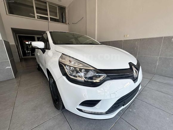 BAKIMLARI YAPILMIŞ SIFIR KOKUSU ÜZERNDE SADECE 47 BİNDE CLIO 4