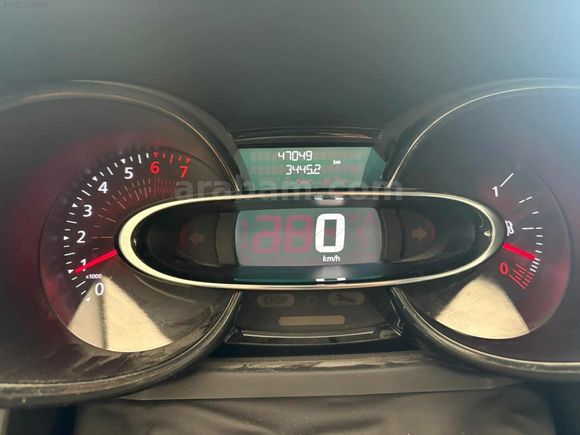 BAKIMLARI YAPILMIŞ SIFIR KOKUSU ÜZERNDE SADECE 47 BİNDE CLIO 4
