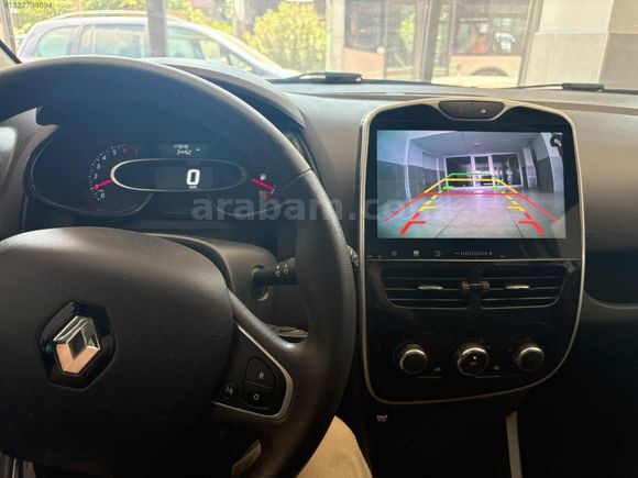 BAKIMLARI YAPILMIŞ SIFIR KOKUSU ÜZERNDE SADECE 47 BİNDE CLIO 4